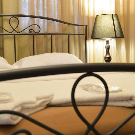 Ponto Gallery Boutique Hotel ティビリシ エクステリア 写真