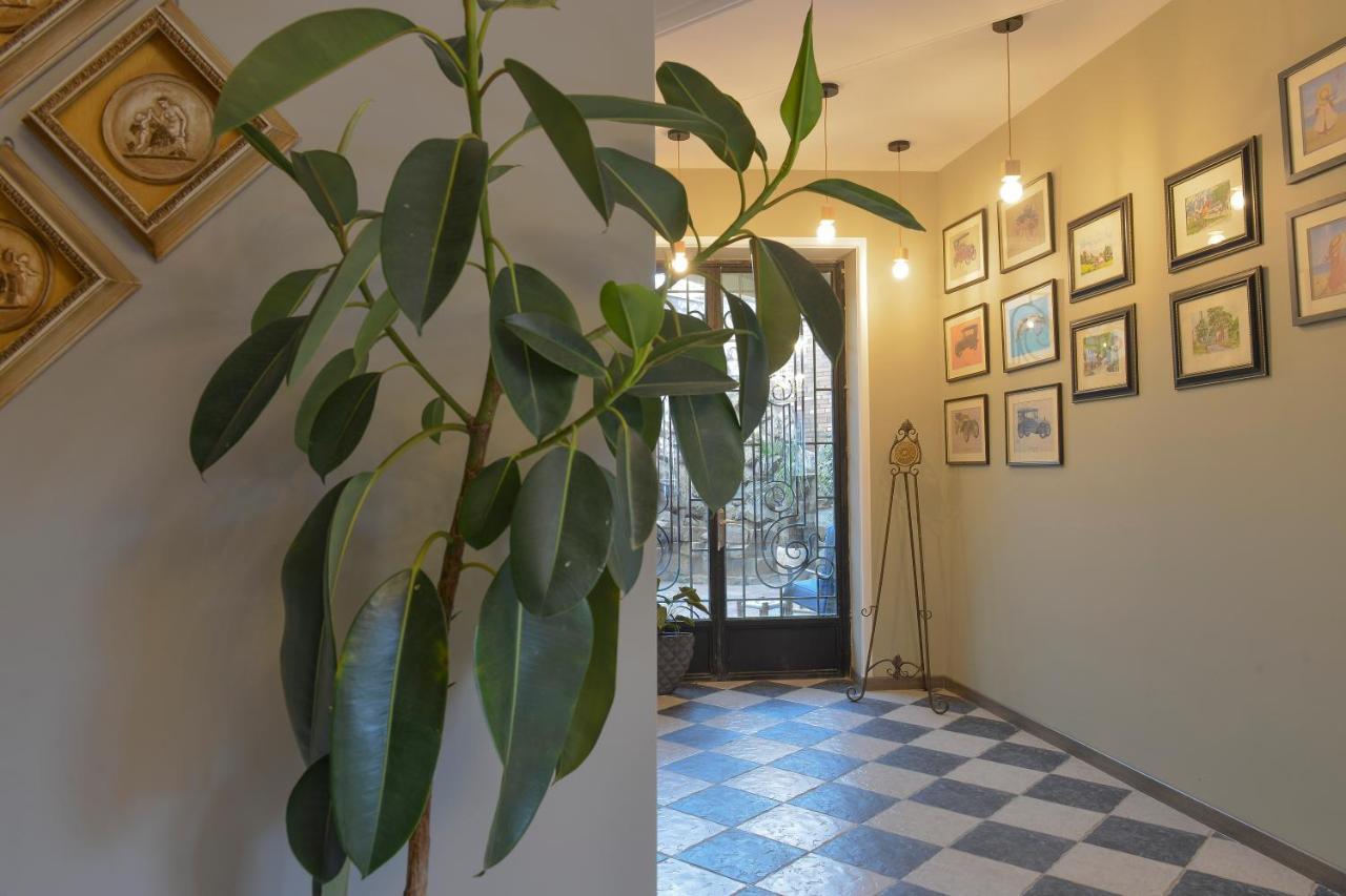 Ponto Gallery Boutique Hotel ティビリシ エクステリア 写真