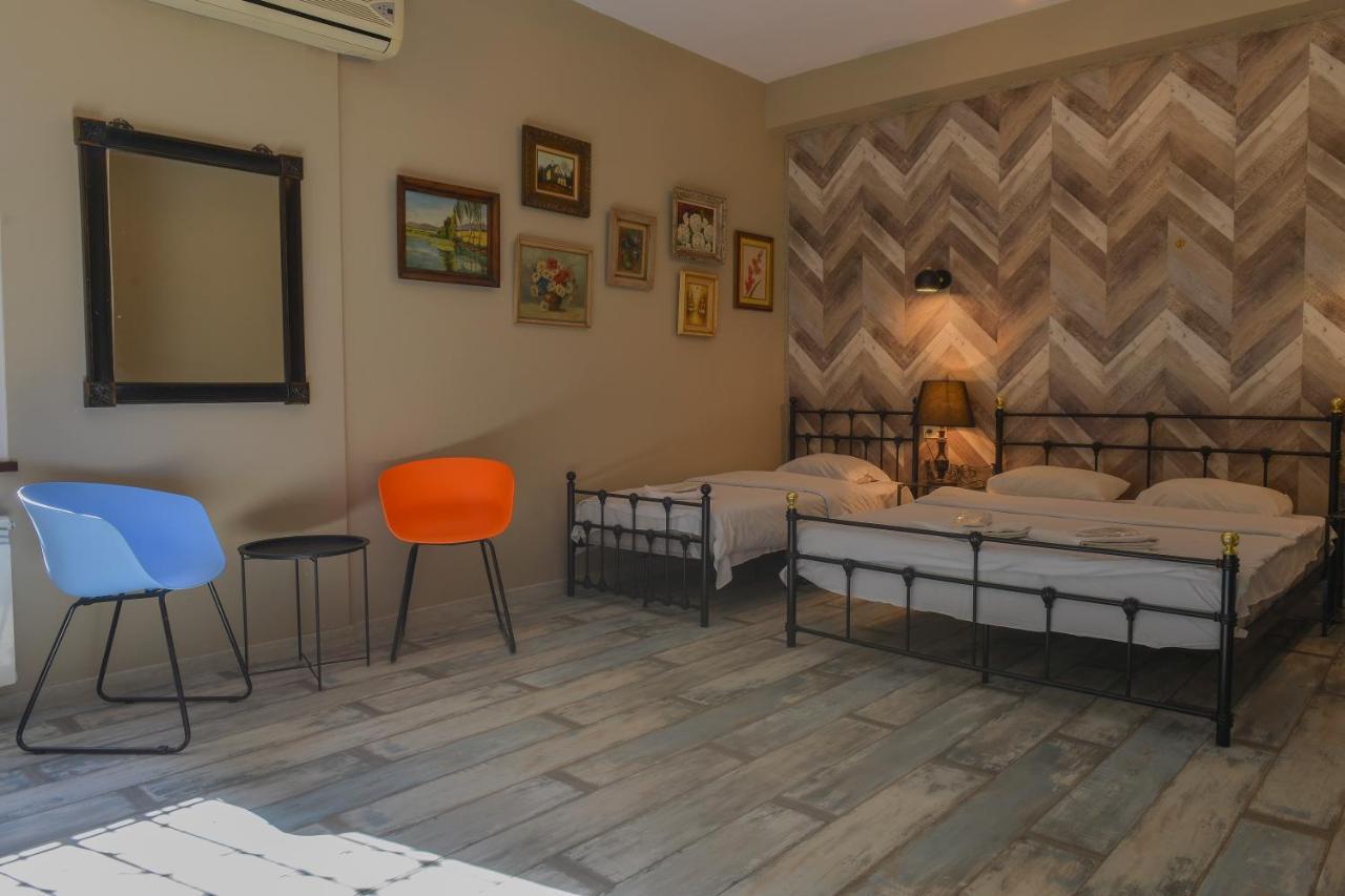 Ponto Gallery Boutique Hotel ティビリシ エクステリア 写真