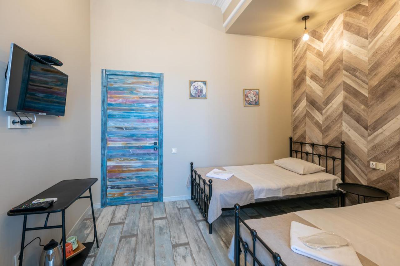Ponto Gallery Boutique Hotel ティビリシ エクステリア 写真