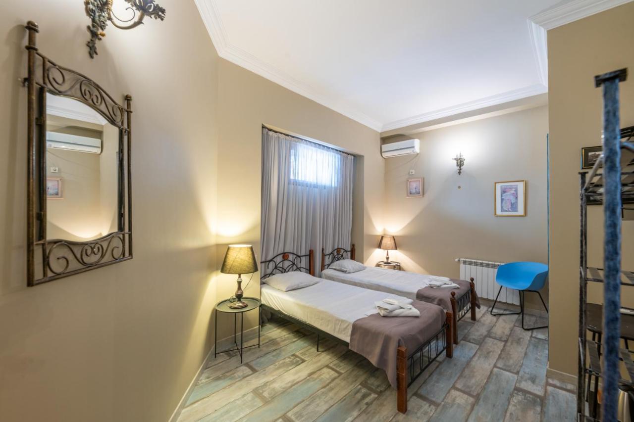 Ponto Gallery Boutique Hotel ティビリシ エクステリア 写真