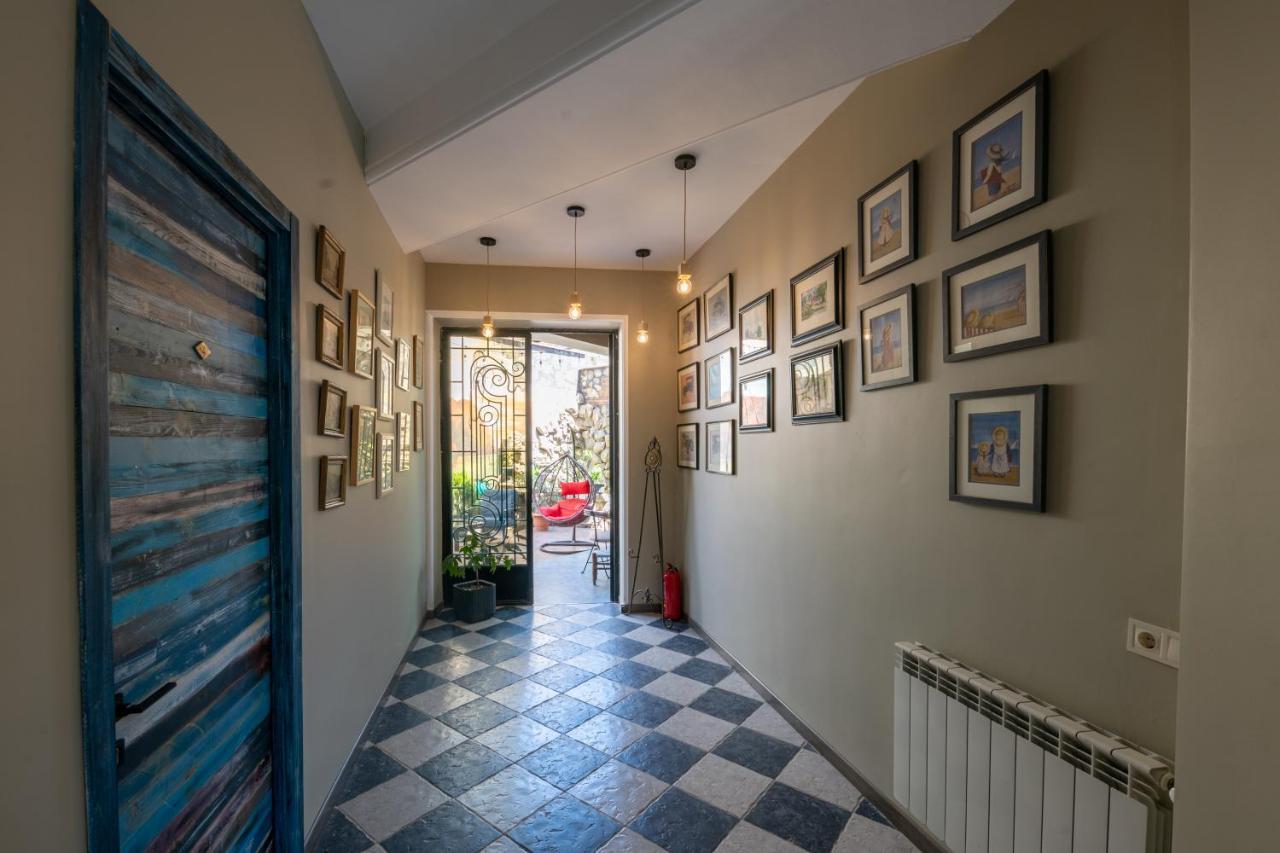 Ponto Gallery Boutique Hotel ティビリシ エクステリア 写真