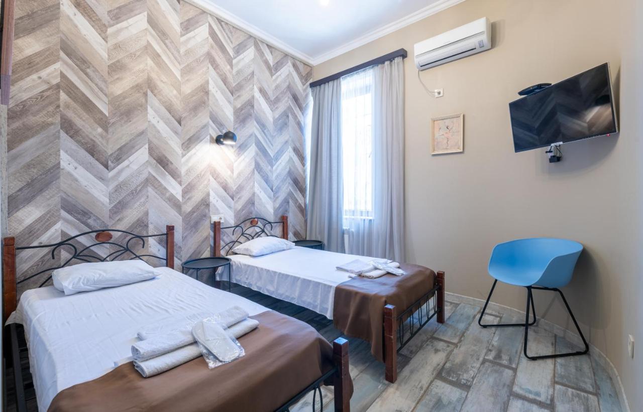 Ponto Gallery Boutique Hotel ティビリシ エクステリア 写真