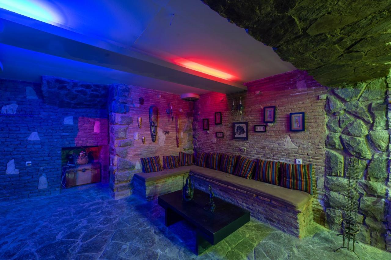 Ponto Gallery Boutique Hotel ティビリシ エクステリア 写真