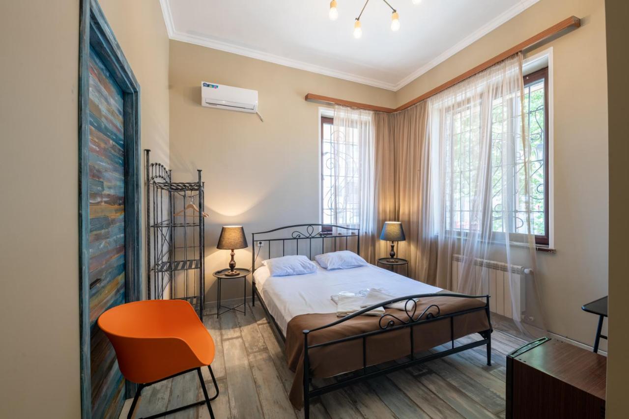 Ponto Gallery Boutique Hotel ティビリシ エクステリア 写真